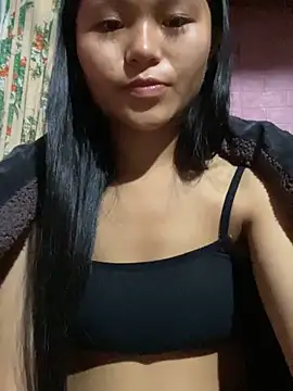 Snapshot of milo_bae chatting on February 18, 2026, 11:44 pm milo bae online show from February 18, 2026, 11:44 pm