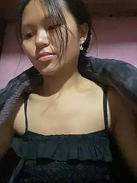 Snapshot of milo_bae chatting on February 20, 2026, 12:18 am milo bae online show from February 20, 2026, 12:18 am