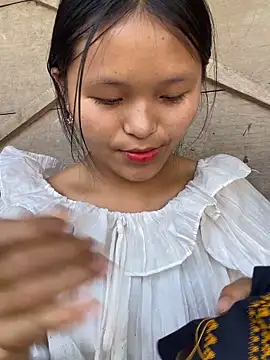 Snapshot of milo_bae chatting on March 2, 2026, 7:26 am milo bae online show from March 2, 2026, 7:26 am