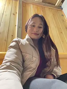 phungtiti online show from March 8, 2026, 2:10 pm