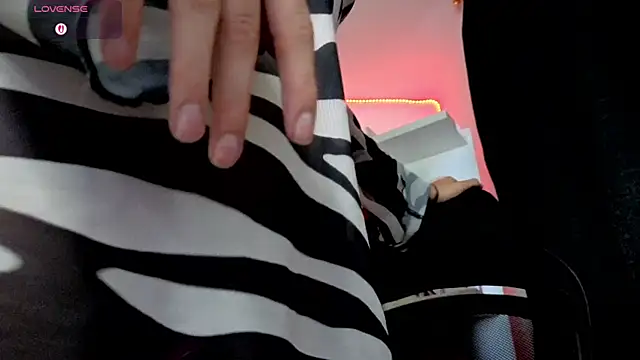 6gaaby online show from November 18, 2025, 11:36 am