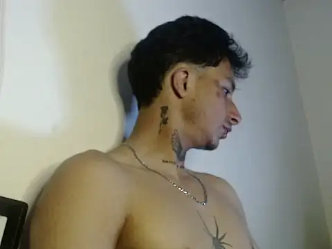 Snapshot of derek_devil24 chatting on March 26, 2026, 11:10 pm derek devil24 online show from March 26, 2026, 11:10 pm