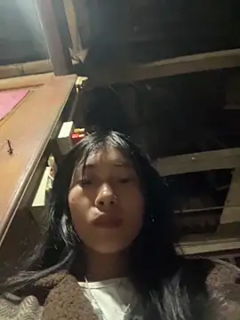 EmLy02 online show from March 11, 2026, 10:54 am