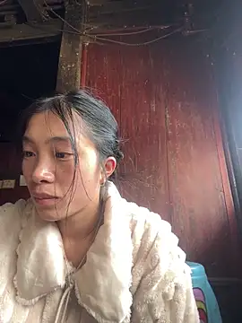 EmLy02 online show from March 19, 2026, 5:55 am