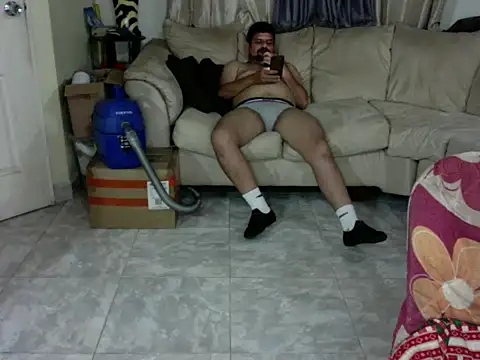 Snapshot of Diabloproducciones chatting on September 28, 2025, 1:44 am Diabloproducciones online show from September 28, 2025, 1:44 am