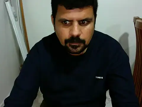 Snapshot of Diabloproducciones chatting on October 1, 2025, 1:00 am Diabloproducciones online show from October 1, 2025, 1:00 am