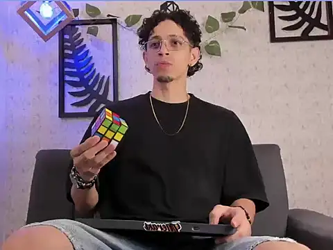 nicolai drake online show from October 16, 2025, 3:29 am