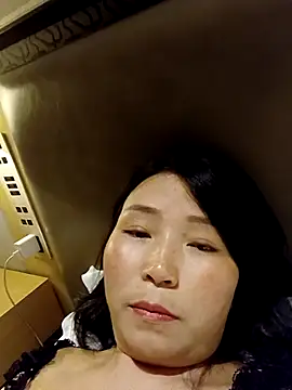 lingling5200 online show from September 11, 2025, 2:06 pm