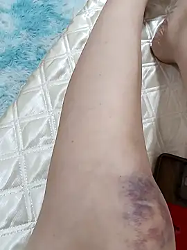 lingling5200 online show from October 24, 2025, 1:40 pm