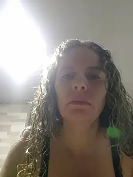 Nina vallon online show from November 29, 2025, 10:18 am