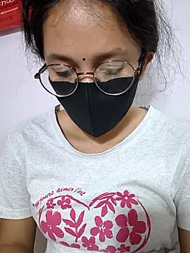 Lusty fairy22 online show from October 26, 2025, 6:36 pm