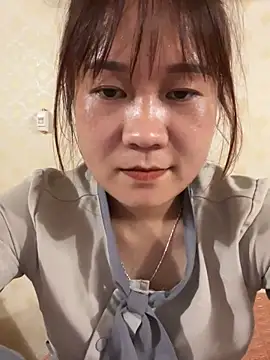 Snapshot of qinejr37 chatting on September 20, 2025, 5:52 am qinejr37 online show from September 20, 2025, 5:52 am