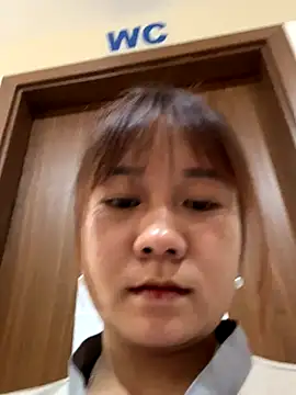 Snapshot of qinejr37 chatting on September 21, 2025, 12:56 am qinejr37 online show from September 21, 2025, 12:56 am