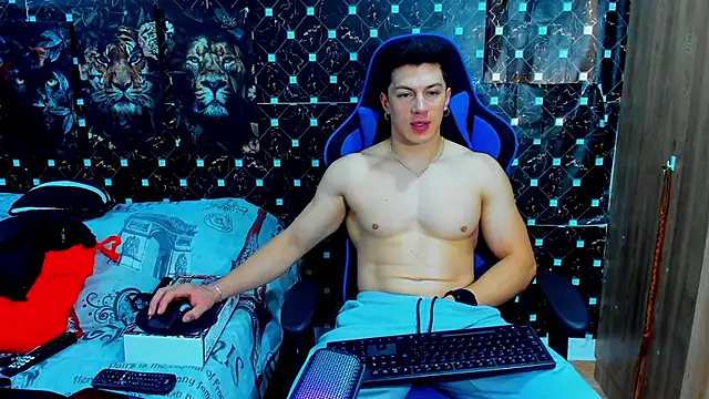 javiersexymann online show from December 20, 2025, 7:54 pm