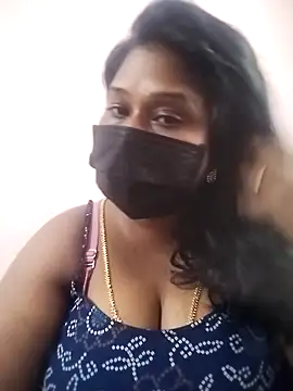 Snapshot of chaitara-reddy chatting on September 18, 2025, 7:43 am chaitara-reddy online show from September 18, 2025, 7:43 am