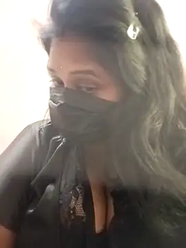 Snapshot of chaitara-reddy chatting on October 12, 2025, 8:35 am chaitara-reddy online show from October 12, 2025, 8:35 am