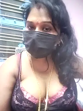 Snapshot of chaitara-reddy chatting on October 24, 2025, 5:53 pm chaitara-reddy online show from October 24, 2025, 5:53 pm