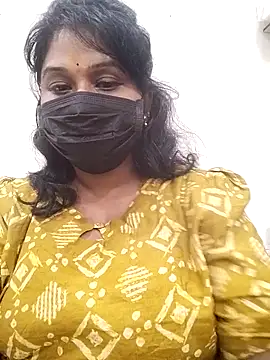 Snapshot of chaitara-reddy chatting on October 25, 2025, 6:43 am chaitara-reddy online show from October 25, 2025, 6:43 am