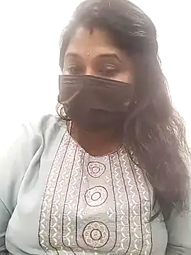 Snapshot of chaitara-reddy chatting on October 31, 2025, 7:42 am chaitara-reddy online show from October 31, 2025, 7:42 am