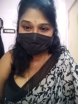 Snapshot of chaitara-reddy chatting on November 14, 2025, 5:06 am chaitara-reddy online show from November 14, 2025, 5:06 am