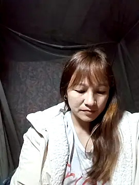 Mini3333 online show from February 26, 2026, 5:23 pm