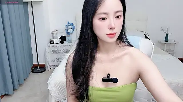 1cyseason online show from September 13, 2025, 6:02 am