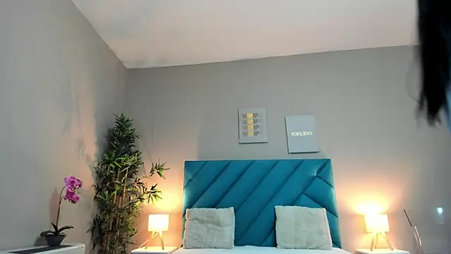 HaileyVice online show from October 2, 2025, 5:47 am