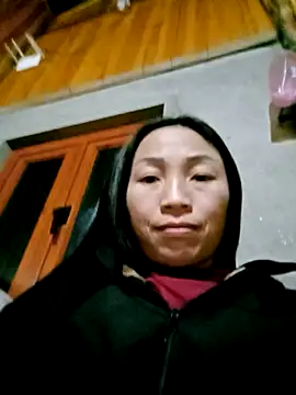 lucybaby00 online show from February 13, 2026, 11:39 am