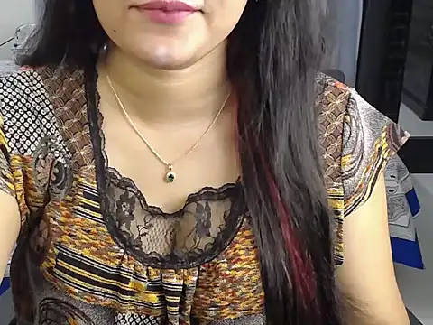 Snapshot of Ridiha_Pari chatting on October 13, 2025, 4:07 pm Ridiha Pari online show from October 13, 2025, 4:07 pm