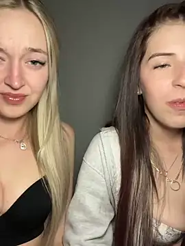 emilypeperoni online show from April 24, 2026, 9:06 pm