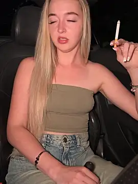 emilypeperoni online show from May 31, 2026, 8:10 pm