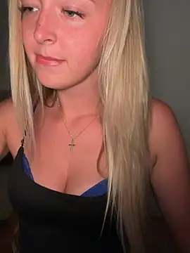 emilypeperoni online show from July 7, 2026, 8:24 pm