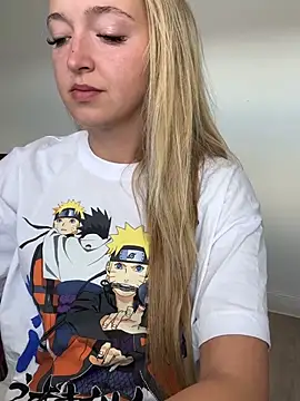 emilypeperoni online show from July 21, 2026, 9:33 am