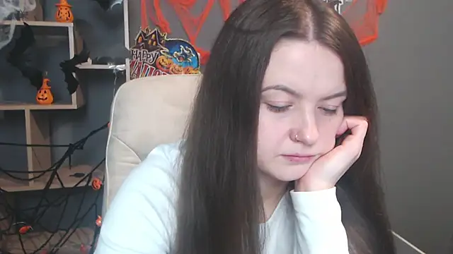 Snapshot of MavkaCute chatting on November 3, 2025, 7:04 pm MavkaCute online show from November 3, 2025, 7:04 pm