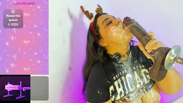 Snapshot of Alanna-sloppy chatting on January 13, 2026, 6:57 pm Alanna-sloppy online show from January 13, 2026, 6:57 pm