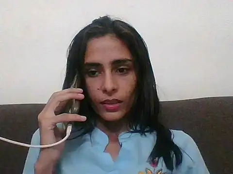 Snapshot of Your-muskan chatting on October 18, 2025, 11:33 am Your-muskan online show from October 18, 2025, 11:33 am