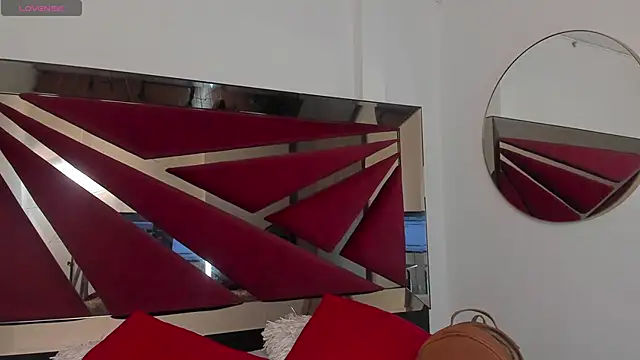 SaraWagner  online show from January 7, 2026, 12:24 am