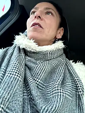 eddivad6974 online show from November 26, 2025, 3:35 pm