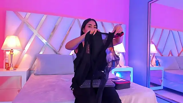 Snapshot of JadeeKhan chatting on October 16, 2025, 9:05 pm JadeeKhan online show from October 16, 2025, 9:05 pm