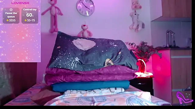 AllysonStonne online show from March 26, 2026, 1:11 am