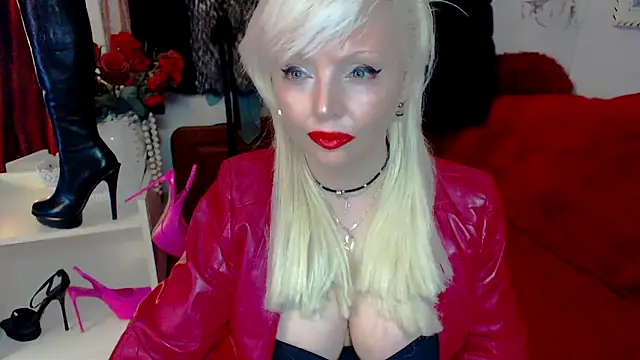 FURclubFETISH online show from December 8, 2024, 5:44 pm