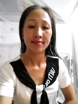 cute love00 online show from September 28, 2025, 3:56 am