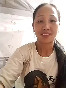 cute love00 online show from October 10, 2025, 10:03 am