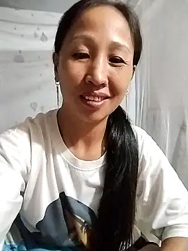 cute love00 online show from October 29, 2025, 10:44 pm