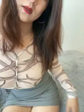 jiajia1060 online show from October 28, 2025, 4:16 am