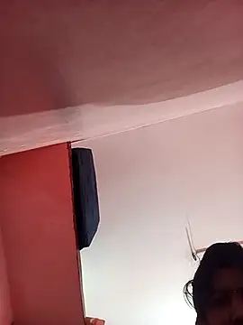 Snapshot of Apkisona8 chatting on February 9, 2026, 2:37 am Apkisona8 online show from February 9, 2026, 2:37 am