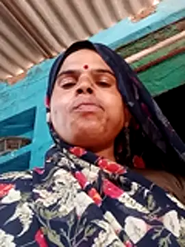 Snapshot of Soniya_pandit chatting on July 14, 2026, 9:03 am Soniya pandit online show from July 14, 2026, 9:03 am