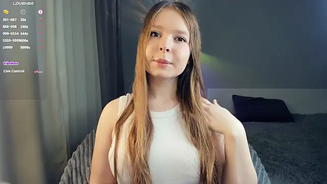 BelleDream online show from September 28, 2025, 6:13 pm