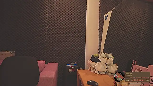 Snapshot of gigifontaine__ chatting on October 7, 2025, 8:39 pm gigifontaine online show from October 7, 2025, 8:39 pm