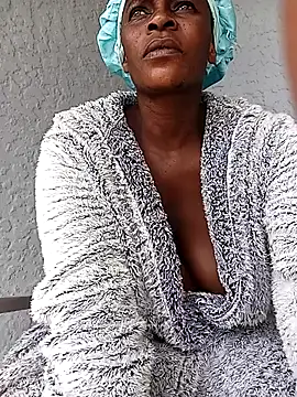 Snapshot of MatureGoddess_ chatting on March 13, 2026, 10:33 am MatureGoddess online show from March 13, 2026, 10:33 am